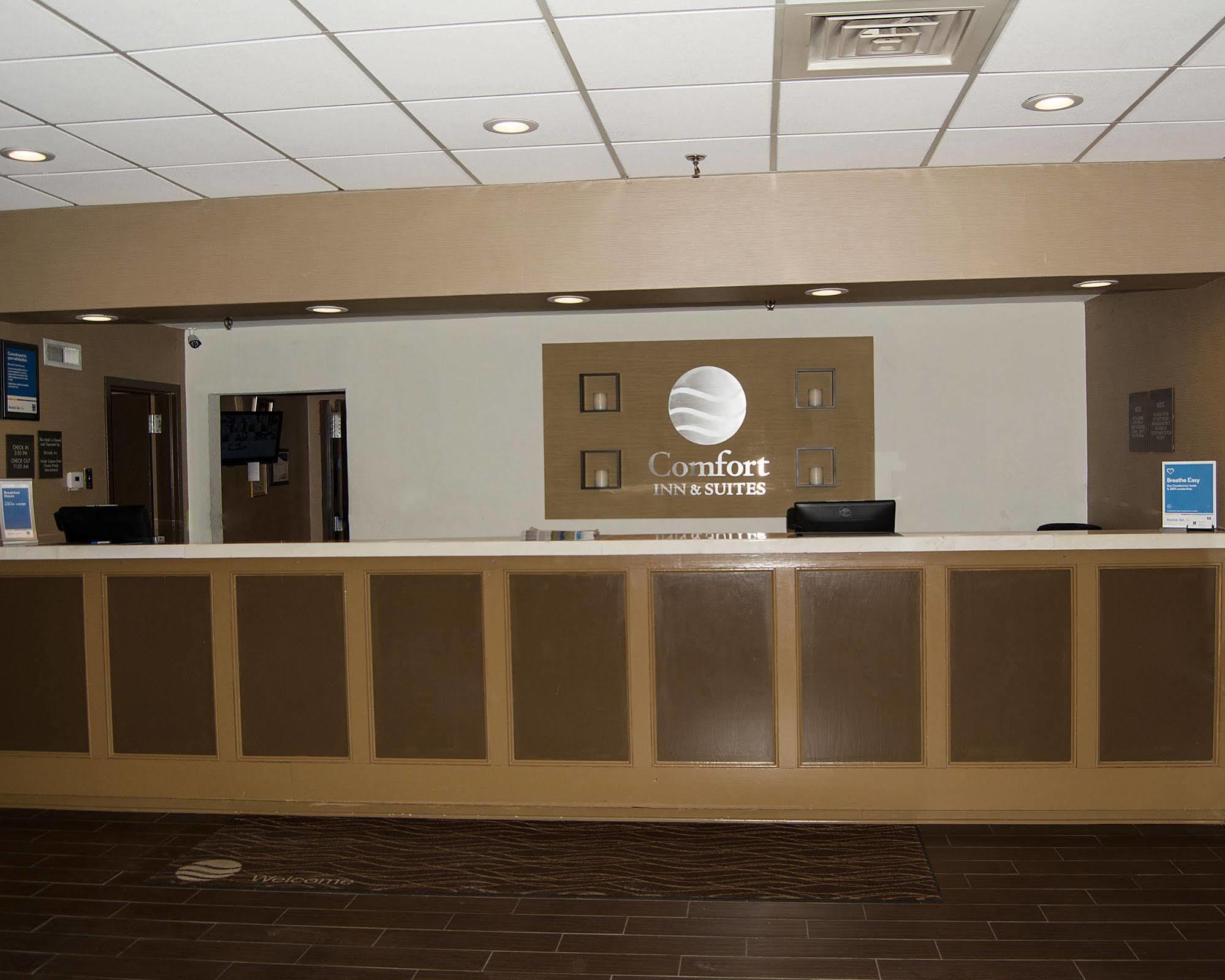 Comfort Inn & Suites Raphine - Lexington Near I-81 And I-64 Esterno foto